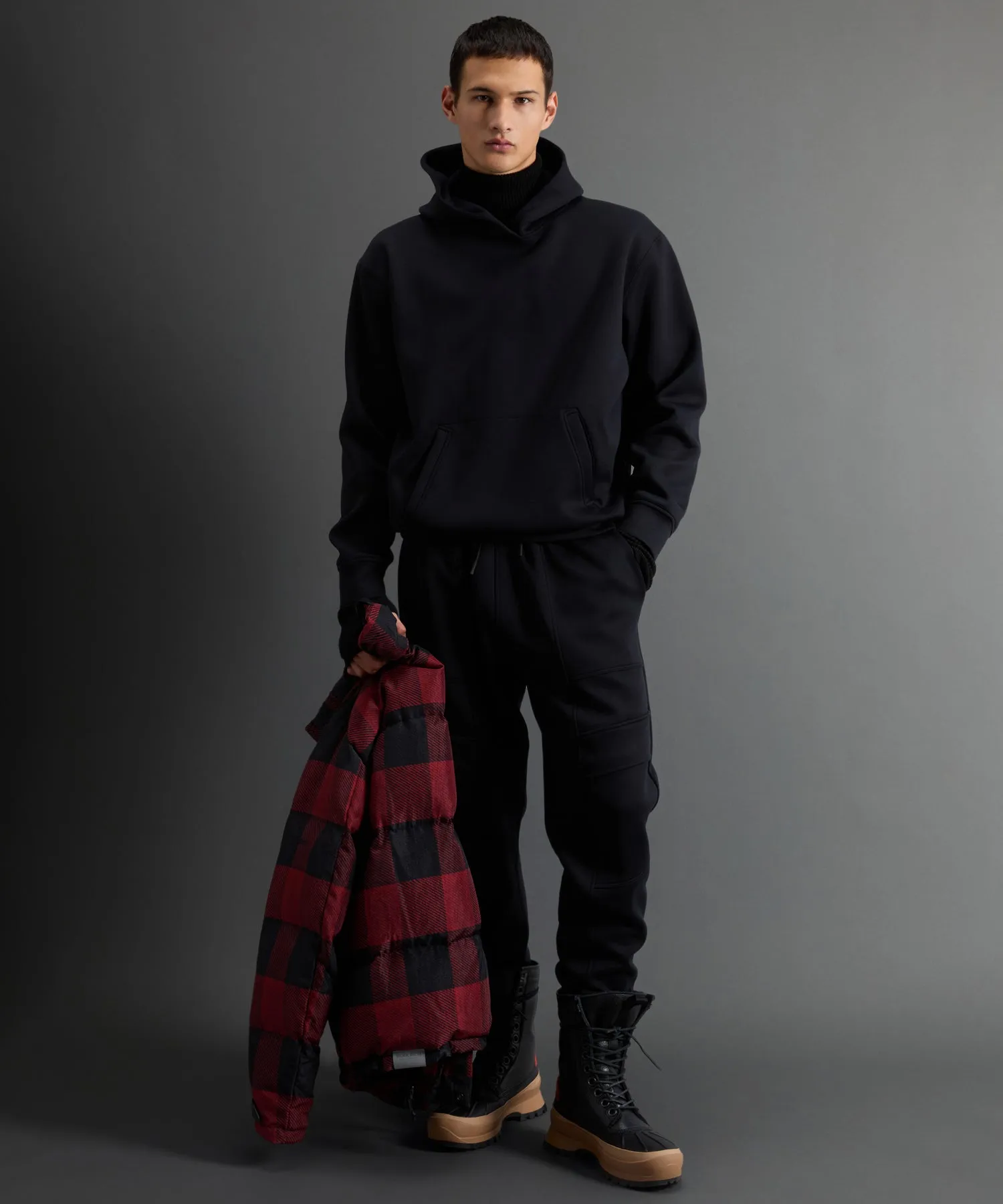 Todd Snyder X Woolrich Luxe Tech Hoodie in Black